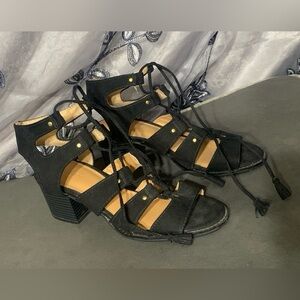 Old Navy Black Lace-Up Block Gladiator Heel Sandals - Size 6